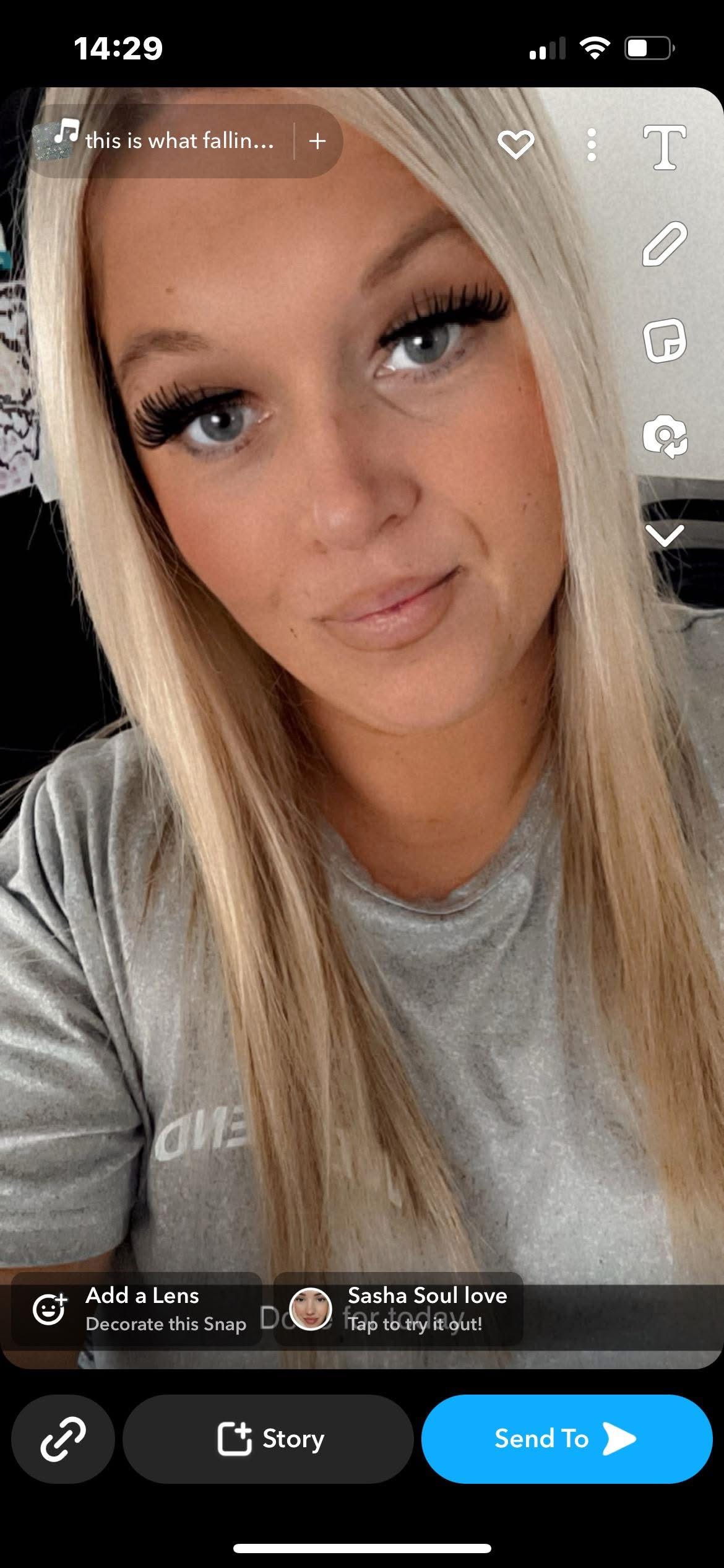 Abuser photo